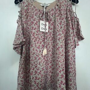 Davi & Dani Floral Women's Top - Pink